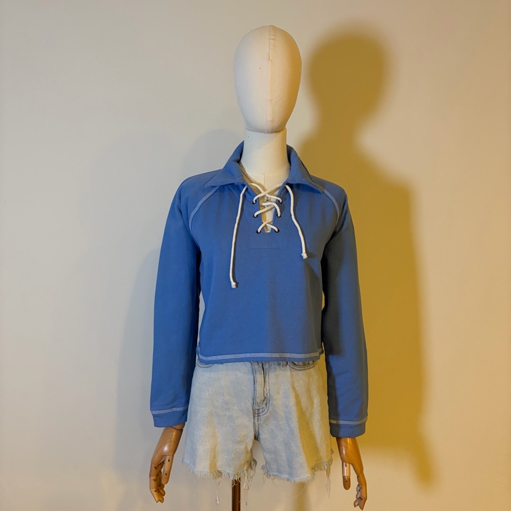 Met-RX Vintage Style Blue Lace-Up Crop Sweatshirt M